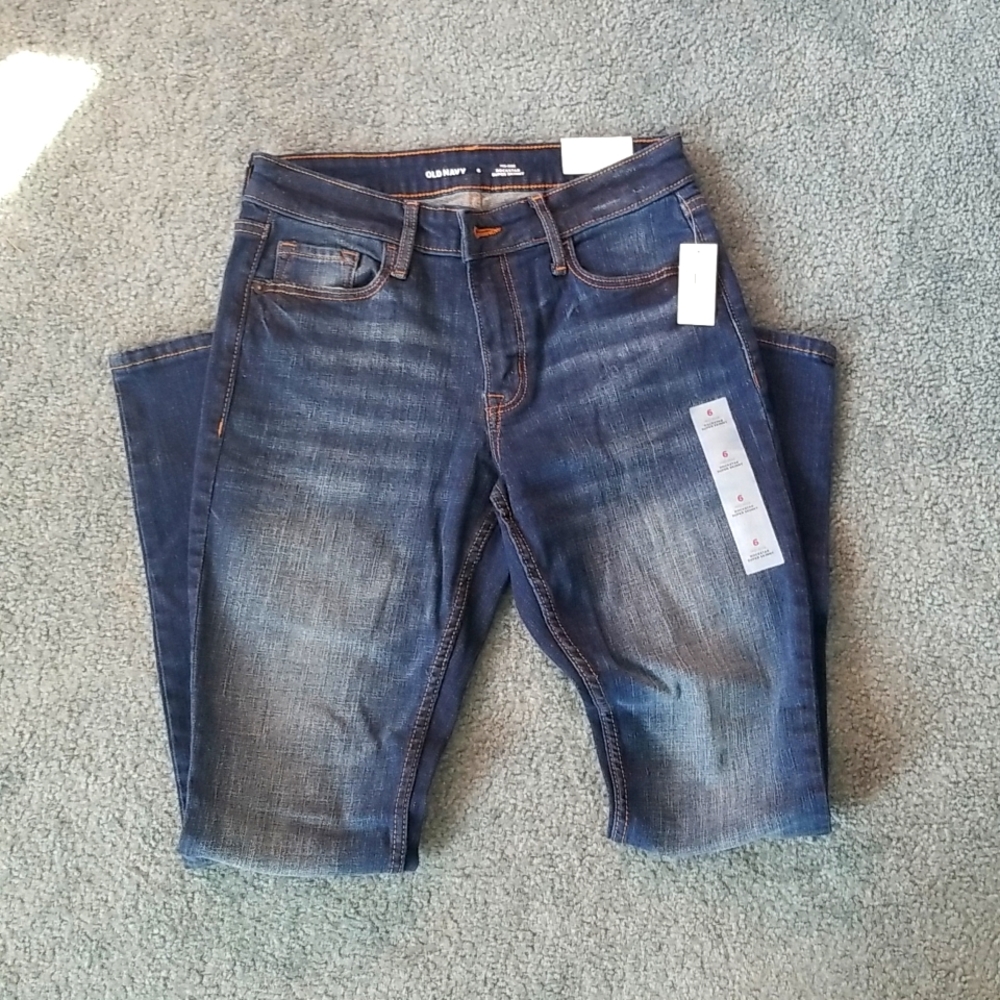 BNWT, Old Navy jeans, size 6